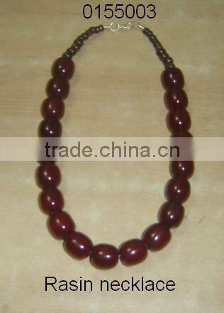 Emerald Imitation necklace