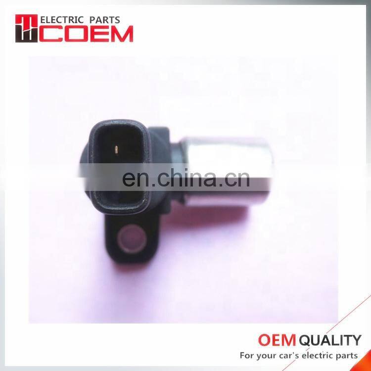 High quality engine parts For Daihatsu Toyota 0296000950 19300-97204 crankshaft sensor
