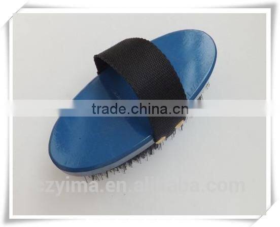 wooden horse cleaning brush with nylon strap/grooming