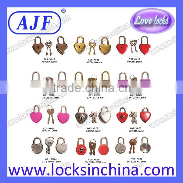 AJF Wholesale popular colorful Square Plastic mini key locks