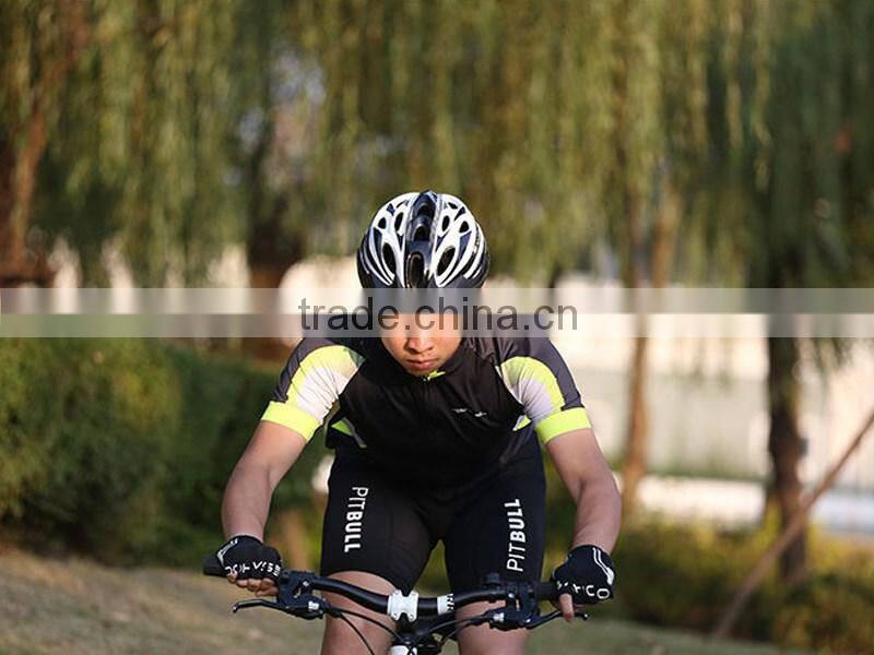 Professional Bike Helmets Outdoor Riding Sport Safety Helmet 18 hole with LED lights