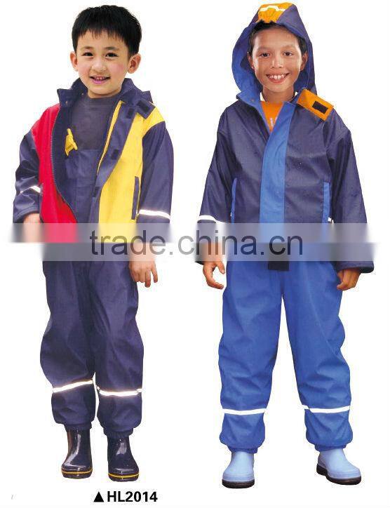 High quality rubber raincoat