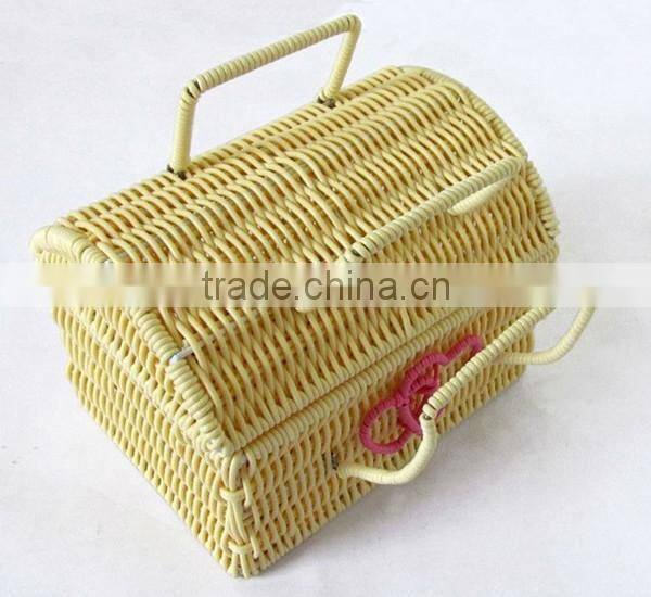 SD Folding mini rattan wicker baskets with handle for storage