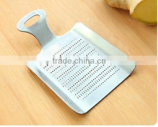 CY140 Stainless Steel Nonslip Handle Ginger Crusher Garlic Grater rinder Shredder Silver Tone