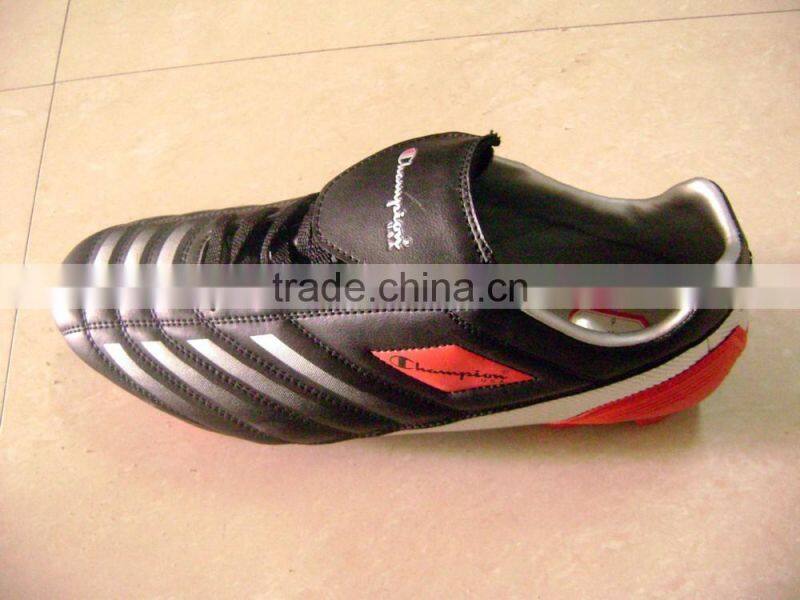 design your own football shoes, football soccer shoes for kids or adults sport made in china