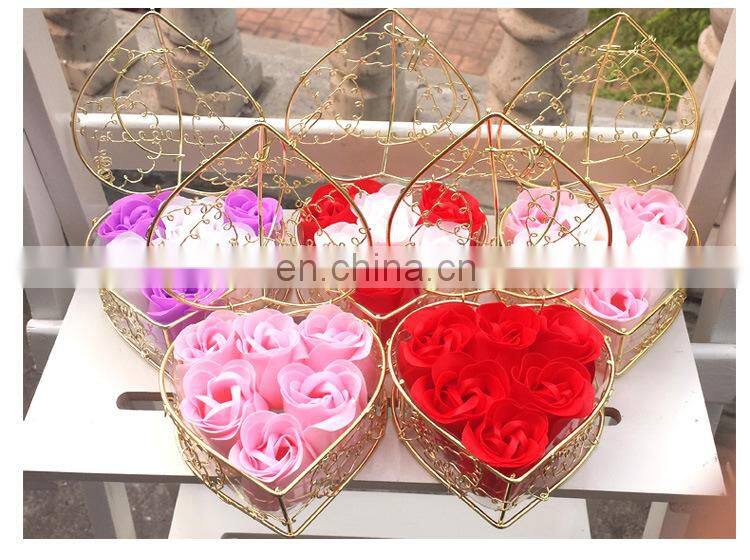 6pcs Soap Rose Flowers Gift Box Iron Basket Small Bouquets Gift Box Heart Shape Christmas Wedding Party Valentine's Day Gifts