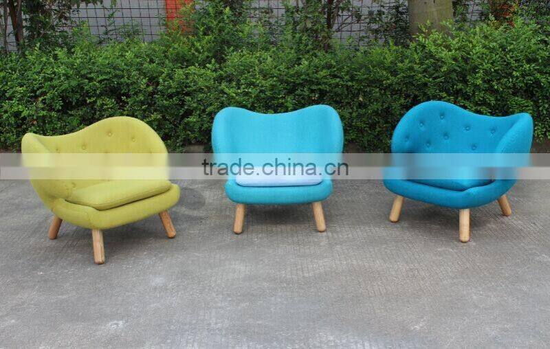 replica fiberglass material elegant grace cashmere Finn Juhl Pelican Chair with solid wood frame