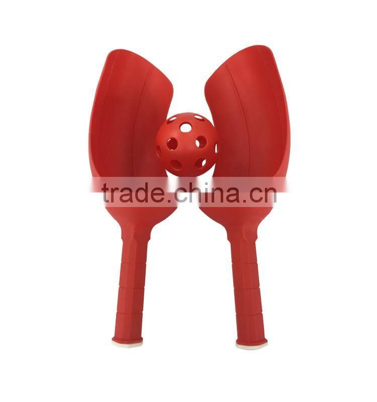 Colorful outdoor play set kids plastic toys scoop catch ball set