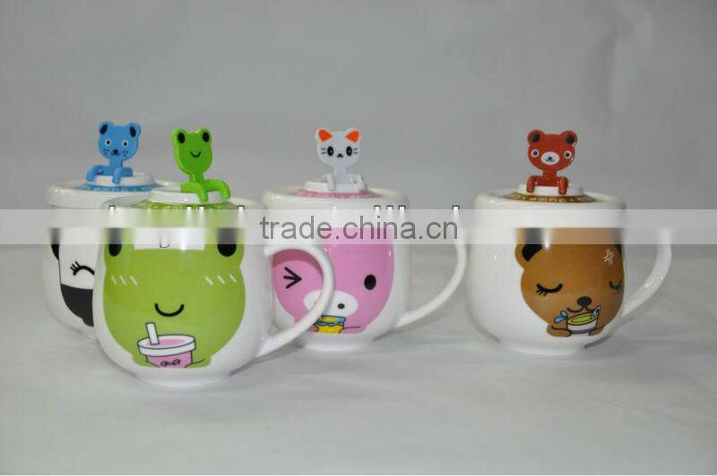 2013 new design special shape mug with cartoon design