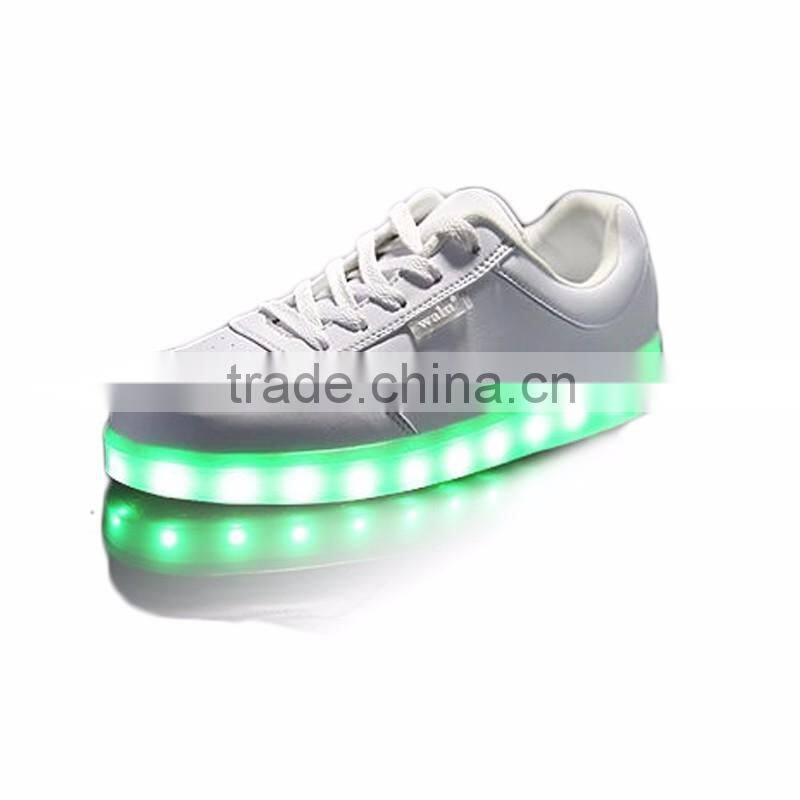 Fast delivery comfortable wearing men white black men size led luminous lace-up casual shoes JK-001