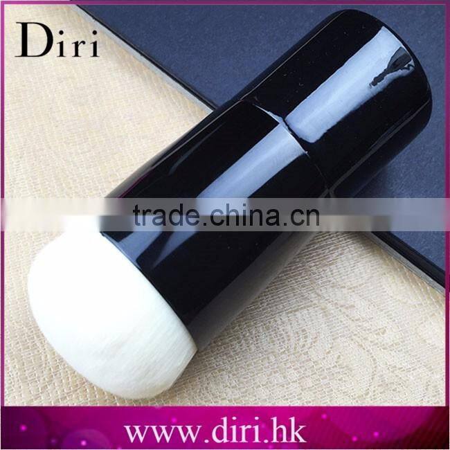 Hot single cosmetic makeup brush for travel