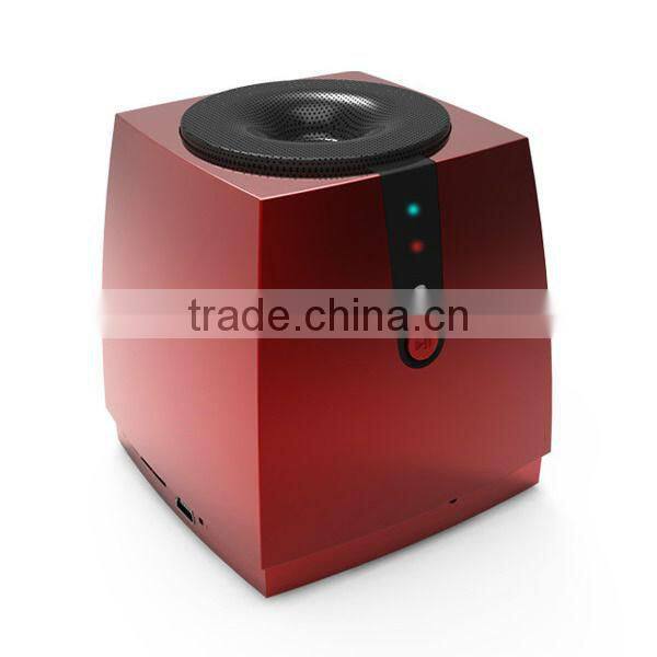 portable wireless bluetooth speakers with FM radio & customized colors
