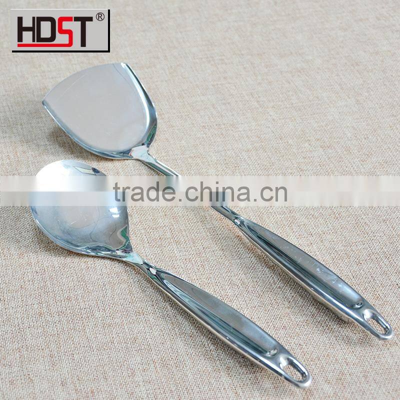 17pcs Parties Celebrating Metal material bulk buy from china /Silver Color Tableware China Manufacturer wholesale