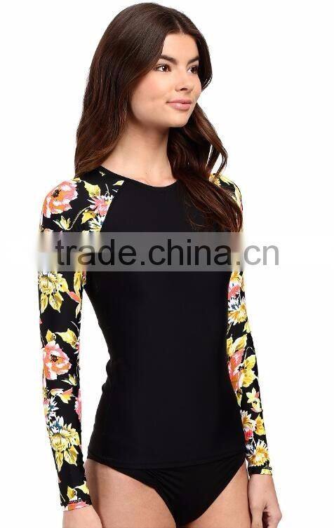 80% Nylon 20% Elastane Woman Lightweight Swimwear Raglan Sleeve Scoop Colorful Floral Print bjj Long Sleeve Surf Tee Rashguard