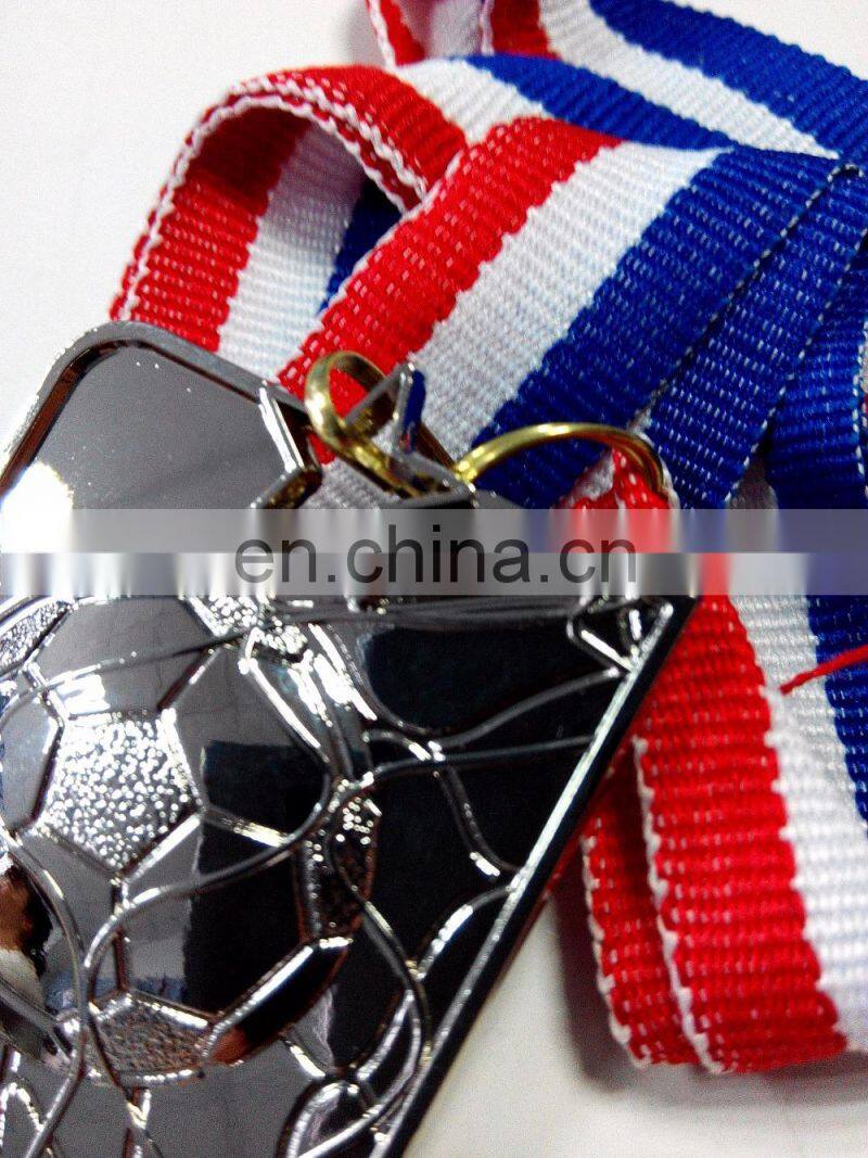 shiny silver plated custom medal for football sport event enbossed figures offered