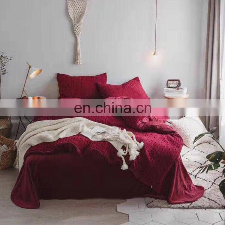 Decorative Warm Knitted Chenille Comforter Bedding Sheet Set