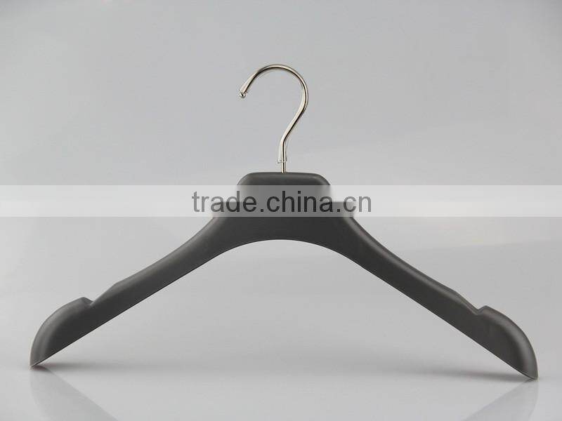 fashion matches pastic hanger for luxury garment