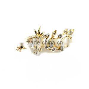 Factory cheap accessories wedding gold peacock dance brooches