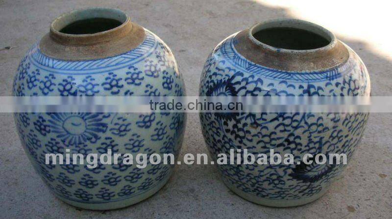 chinese antique ceramic white& blue jar