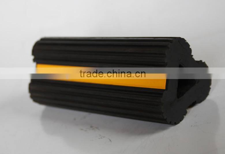 Rubber Car Stopper Adjustable Wheel Stopper