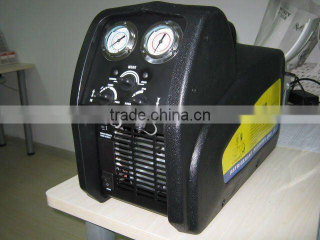 A/C dual voltage twin-piston type Auto Car Refrigerant Recovery & Recycling Recharger Machine / Unit RECO520D