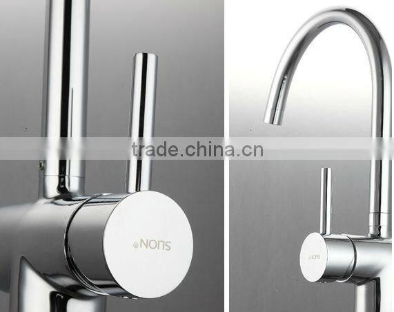 2013 hot sale kitchen tap with brass in china