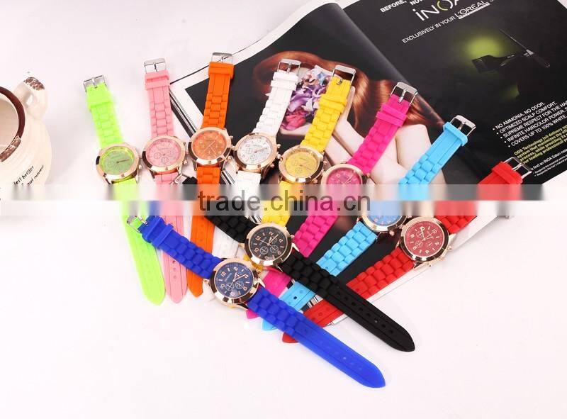 Hot selling fashion silicon wrist watch top brand mens watches cheap china supplier