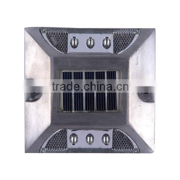 Battery powered blinking led road stud aluminum solar road studs