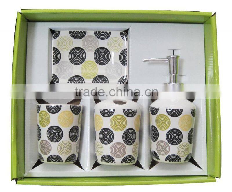 Complete ceramic bathroom set
