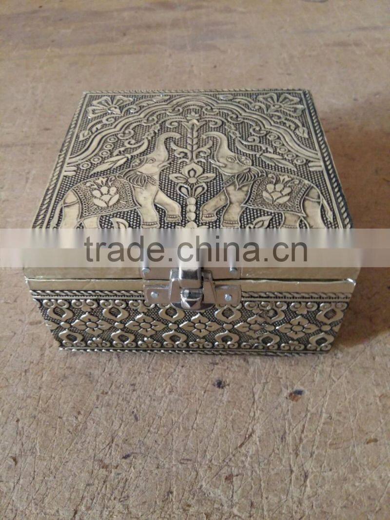 Antique ELEPHANT designed Wooden Handmade Metal finish Wedding Favor Box / Trinket Box