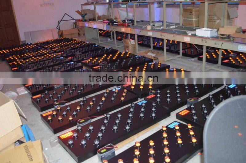 Solar power Traffic LED arrow board with bracket