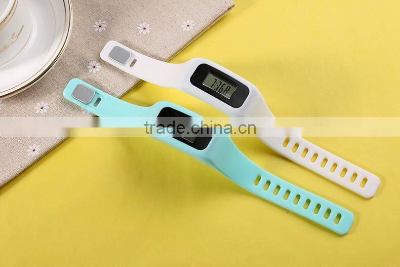 New arrival fashion style fitness tracker bracelet wrist watch pedometer