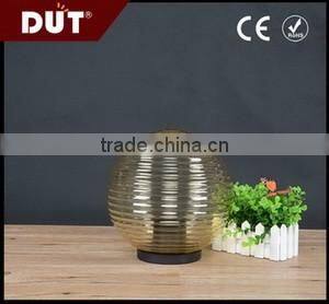 2016 hot sale easy-assembling outdoor acrylic plastic ball light cover