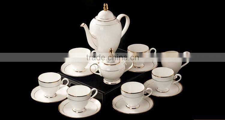 7 inch Round White Color Graceful Design Porcelain Plates Dishes For Hotel And Restaurant