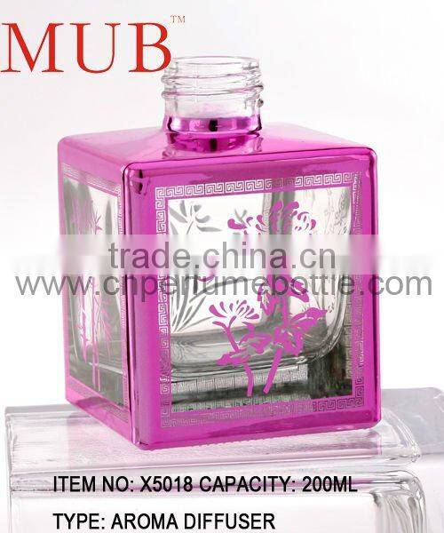 2013 Modern Fashion New Design Crystal Perfume Bottle With Free Mold