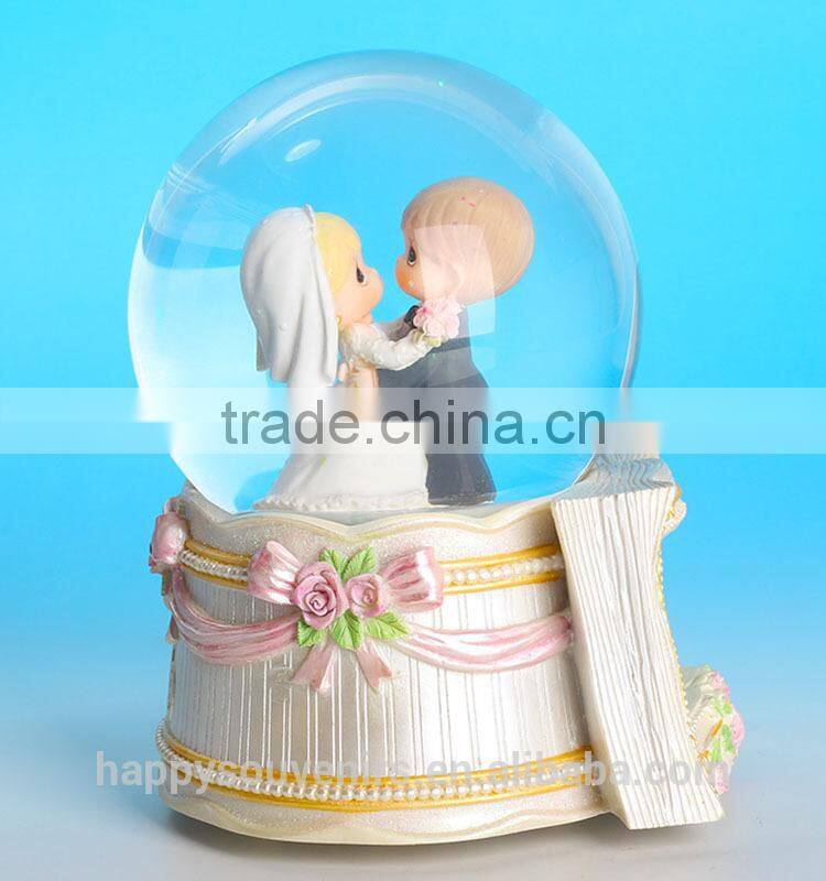 Mini Hello Kitty snow globes/christmas decorations and souvenirs