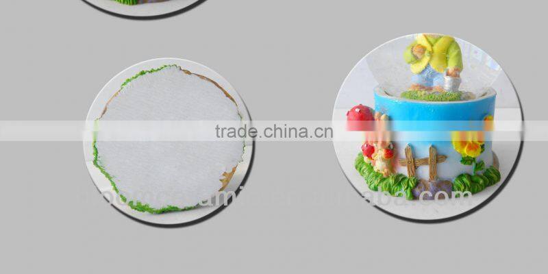 Modern handcraft water globe