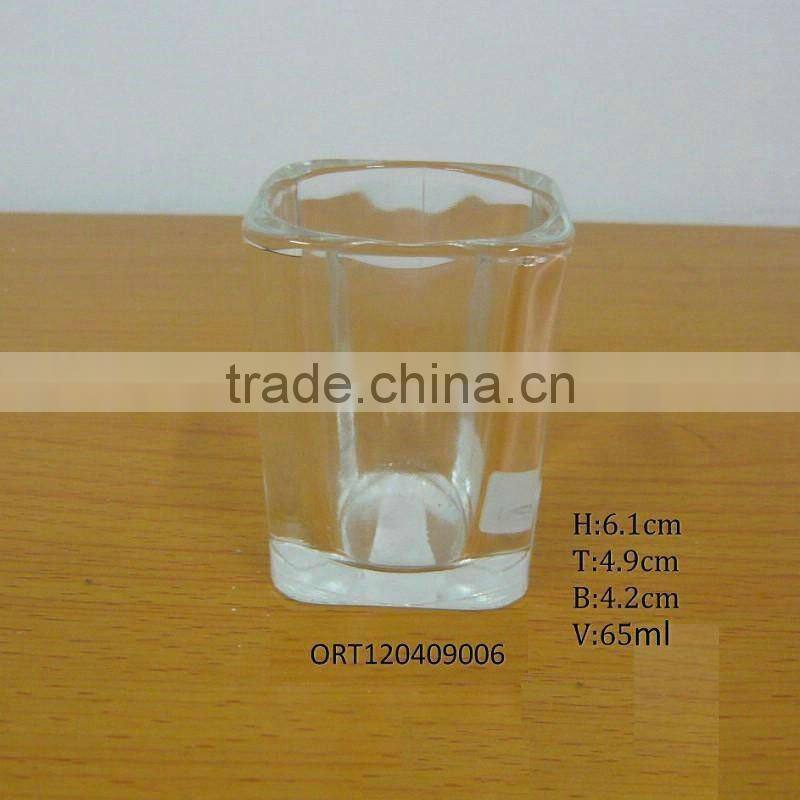 candle holder with design