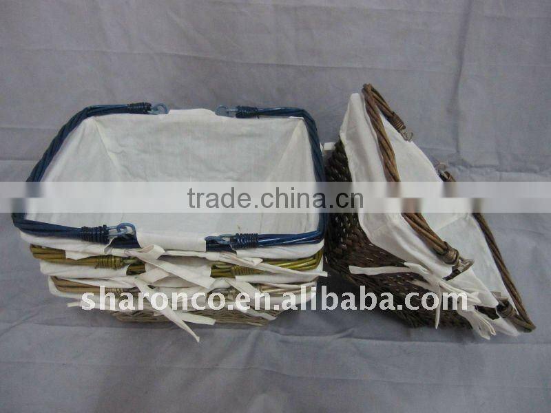 Colourful holiday candy basket for promotion from willow