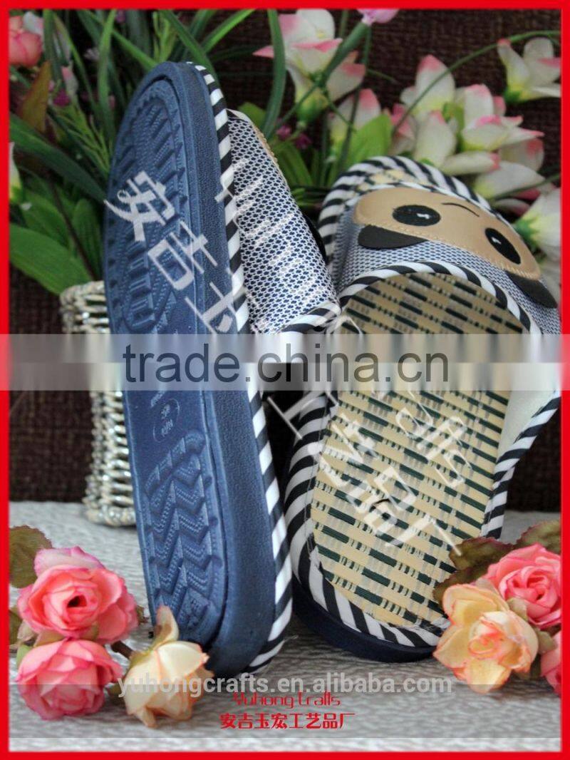 Natural bamboo slipper