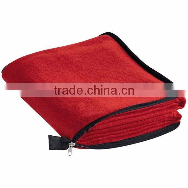 2017 New Eco-Friendly foldable 2 in 1 pillow blankets