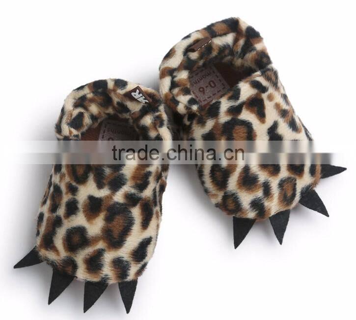 Cute paw design warm shoes for baby, little paw baby shoes