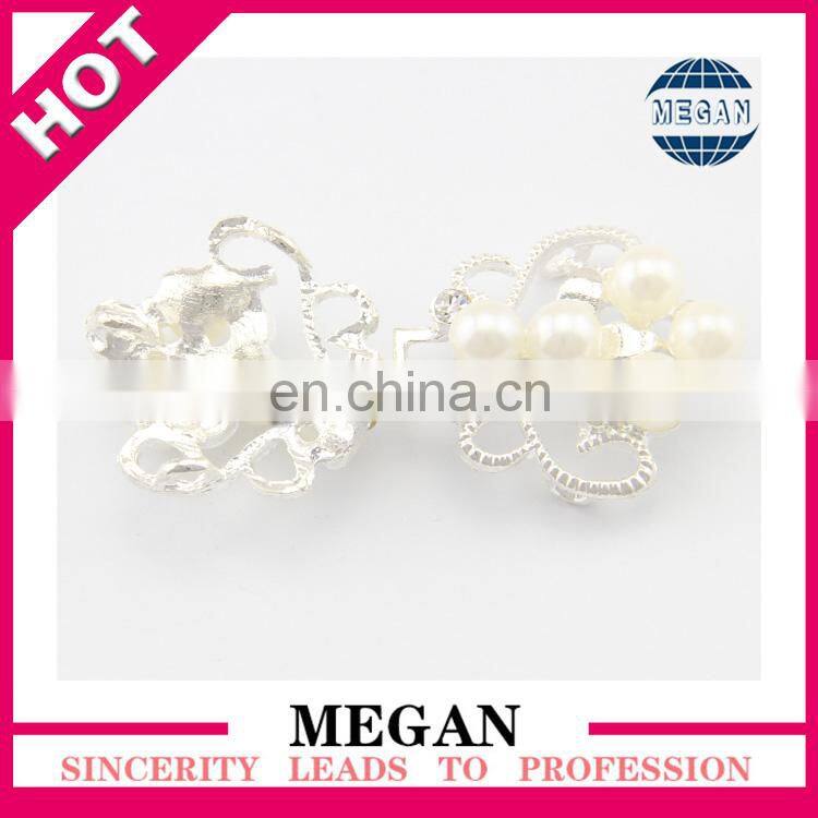 rhinestone and pearl pair buckle for wedding invitation silk box