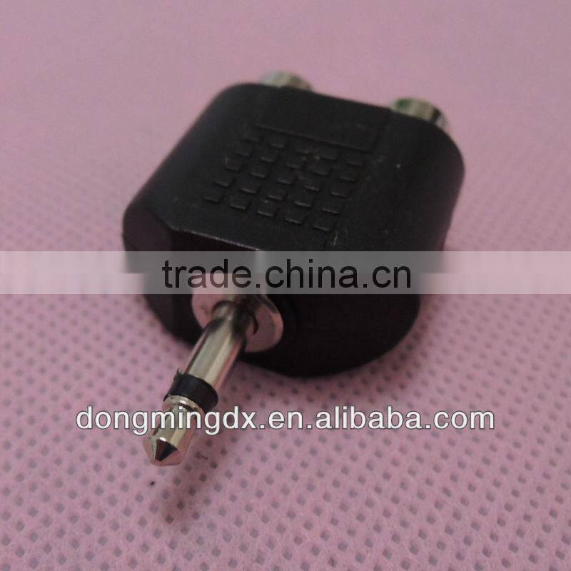 Mono Audio black 3.5 male to RCA female connector adapter