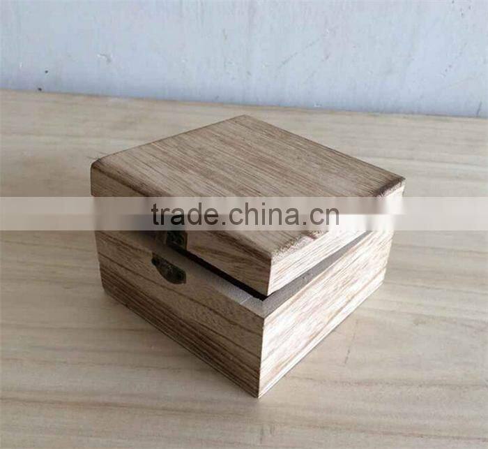 Old fashion wood bow tie packaging box