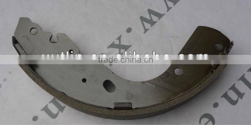 High Quality Nissan Rear Brake Shoe 44060-EB326