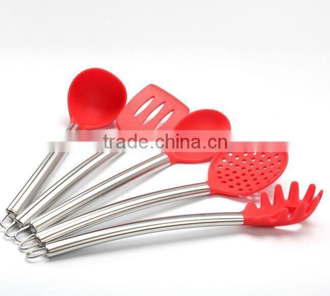 Colorful Kitchen Utensil Set of 5 For Cooking With Stainless Steel Handle