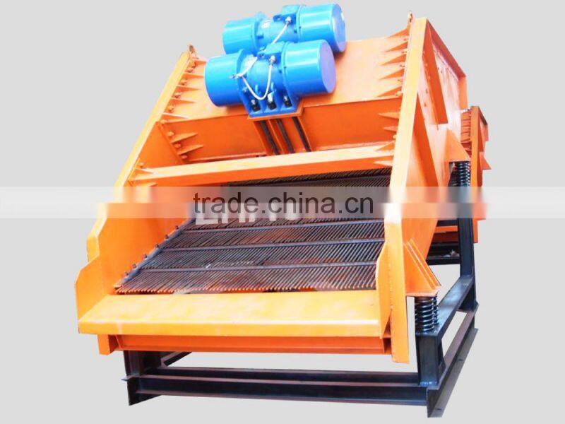 High quality mining equipment vibrating screen machine with Factory price from China