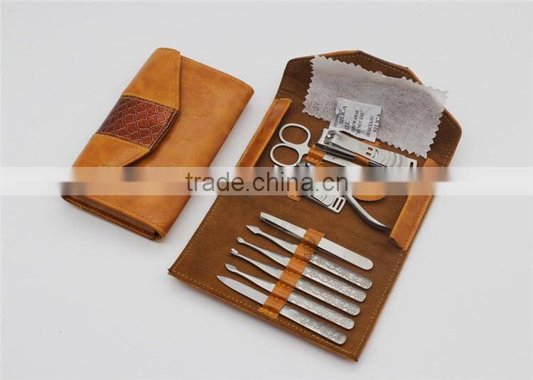 Bonvatt Wholesale portable nail clipper gift set & manicure set for sale nail care set