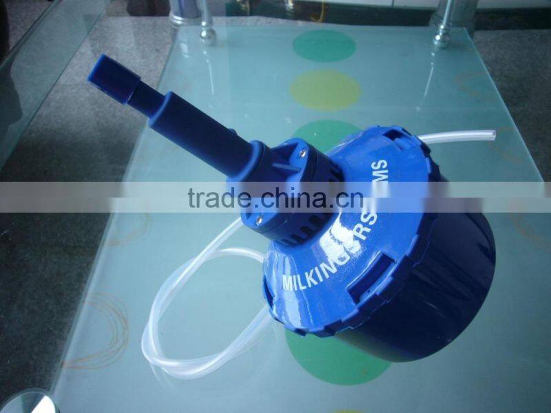 Cow Barn Automatic Milking Machine System